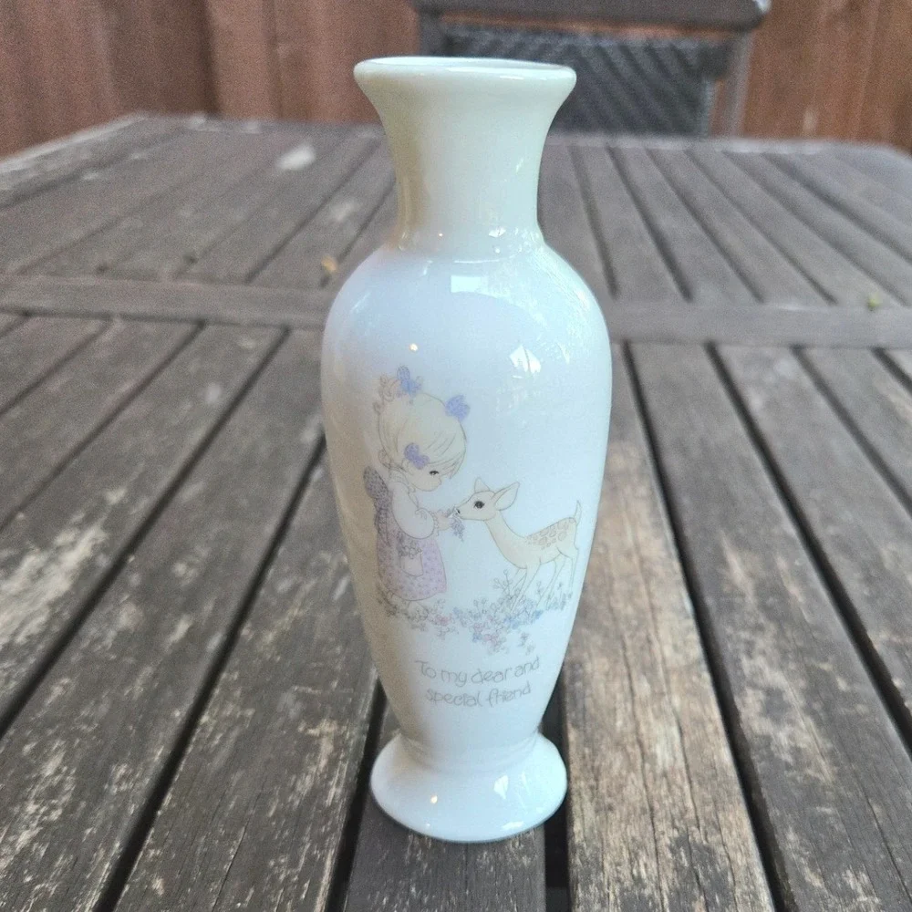 Vintage 1985 Precious Moments Bud Vase To My Dear and Special Friend Enesco Box